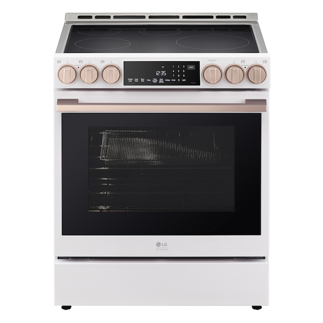 LG Studio 6.3-ft³ Induction Range Self-Cleaning 5-Element - White