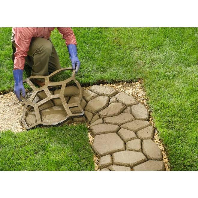 QUIKRETE Walk Maker Country Stone Pattern