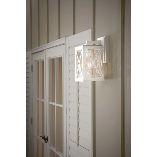 Harbor Breeze St. Joseph White Outdoor Wall Light - 60W