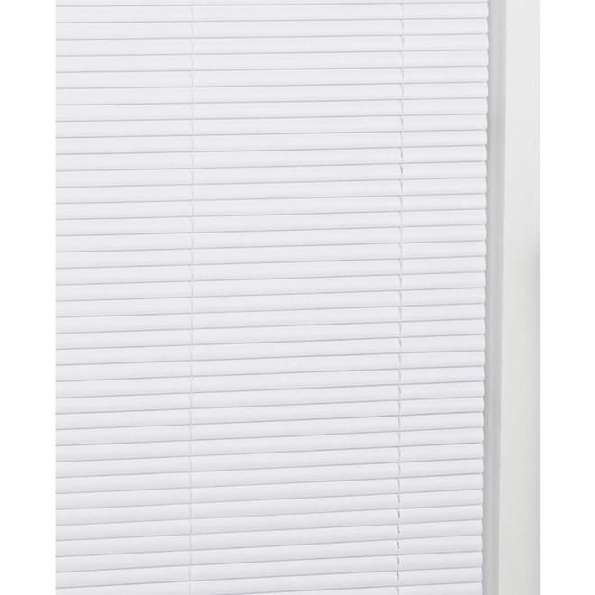 Project Source 52 x 64 Cordless 1-in Room Darkening Blind White