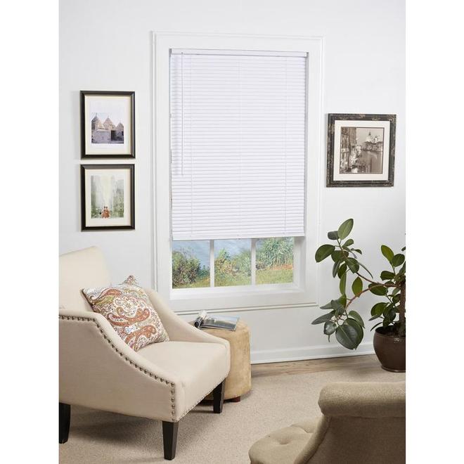 Project Source 52 x 64 Cordless 1-in Room Darkening Blind White