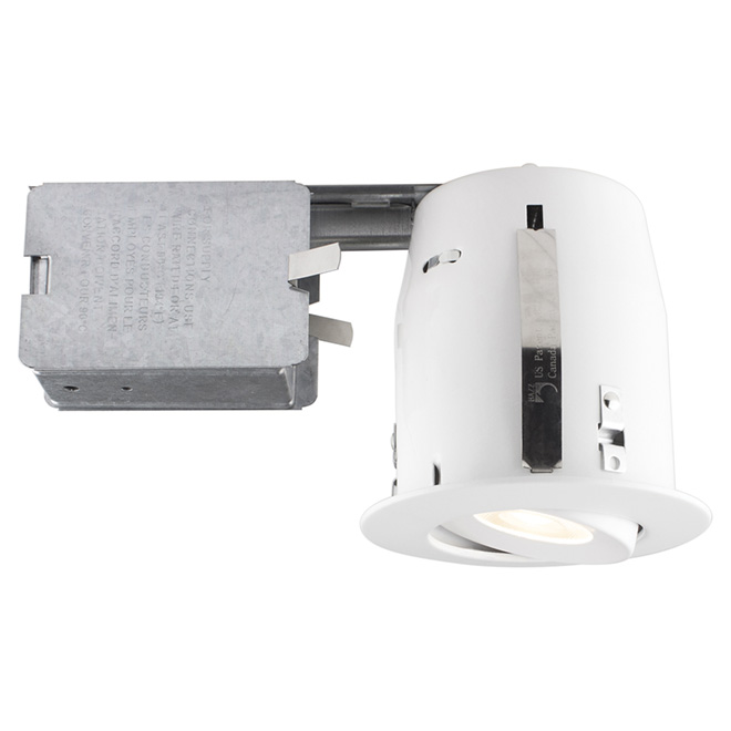 Bazz Recessed Integrated LED Light with Retrofit Feature - Energy Saving 8-Watt Flat White Lamp - 3 7/8-in Dia