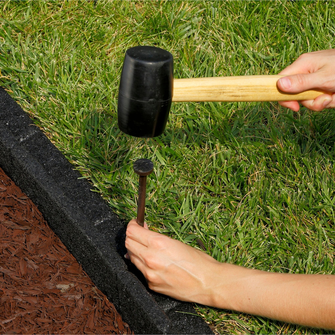 GroundSmard SmartLoc 4-ft L x 3-in H Black Rubber Landscape Edging