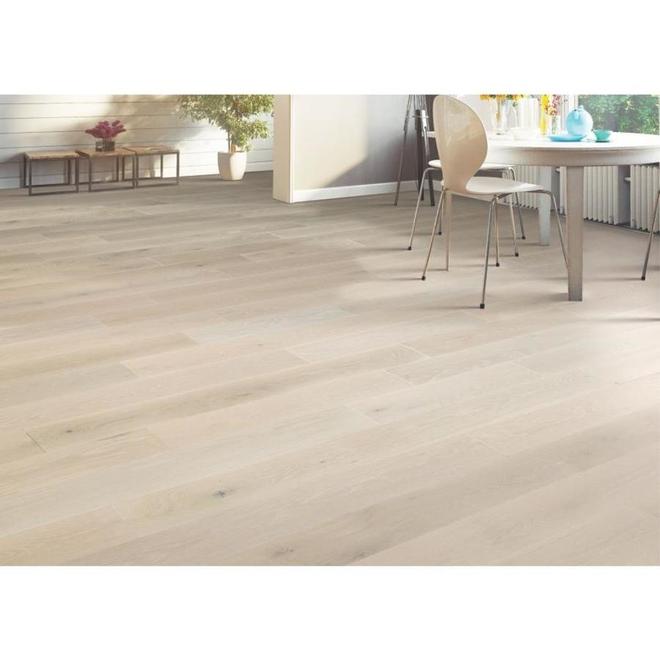 Mohawk 9/16-in Thick Ferry Oak Engineered Hardwood Flooring