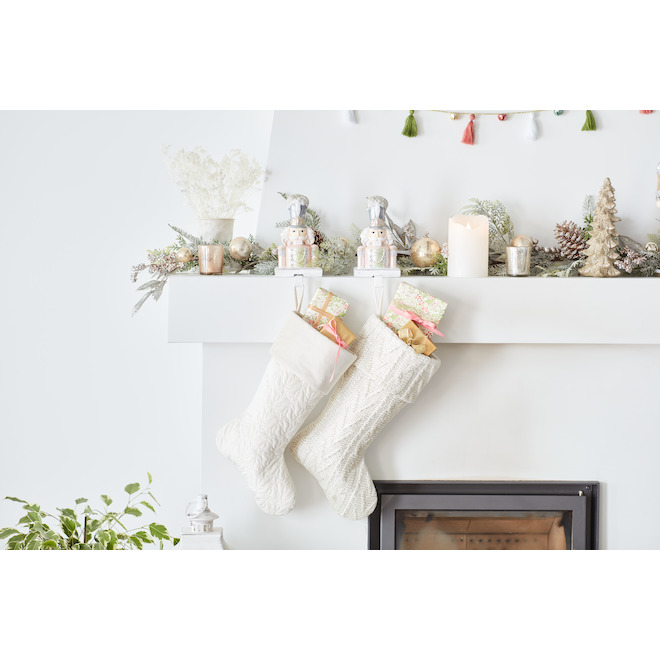 Holiday Living Nutcracker Stocking Holder - Resin - 3.1-in x 9.3-in x 4.7-in