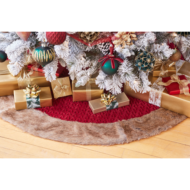 Holiday Living 48-in Brown and Red Velvet Christmas Tree Skirt with Fur