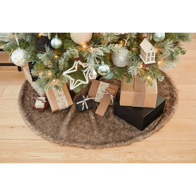 Holiday Living 48-in Brown Faux Fur Christmas Tree Skirt