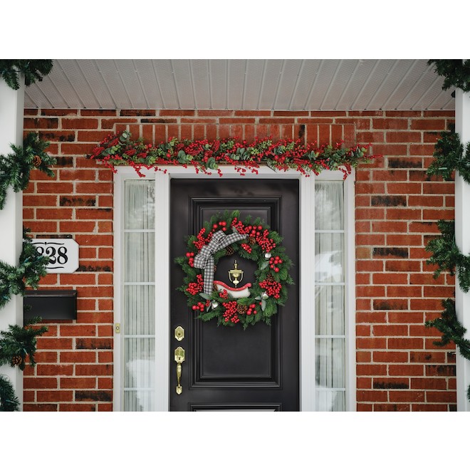 Holiday Living Wreath Red Berries with LED 30-in SH-LW22004 | RONA