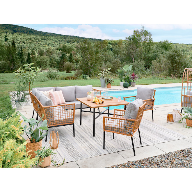 Allen + Roth 1-Pack 7.85-in x 7-in Beige Ceramic Planter