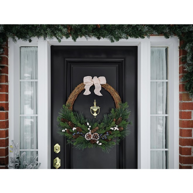 Holiday Living Christmas Wreath Pinecone LED 30-in