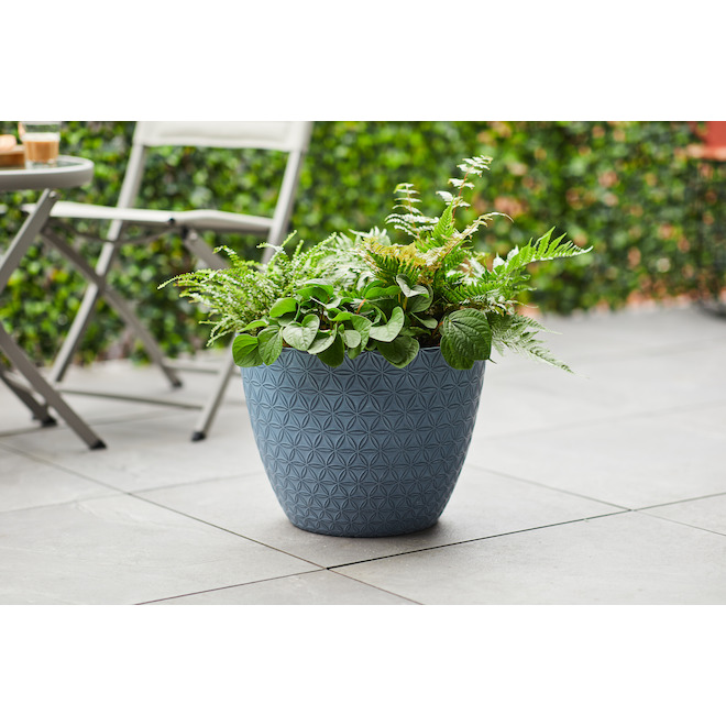 Allen + Roth 1-Pack 15.2-in W x 12-in H Blue Resin Planter