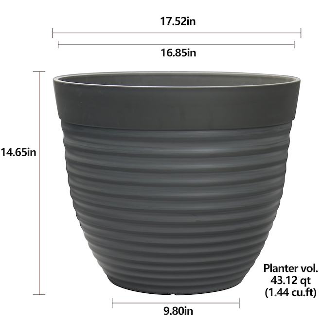 Landon & Co. Café 16.8-in Black Resin Outdoor Planter