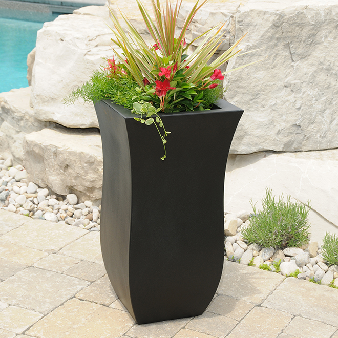 Planter Valencia Polyethylene 16'' x 30'' Black 5874B RONA