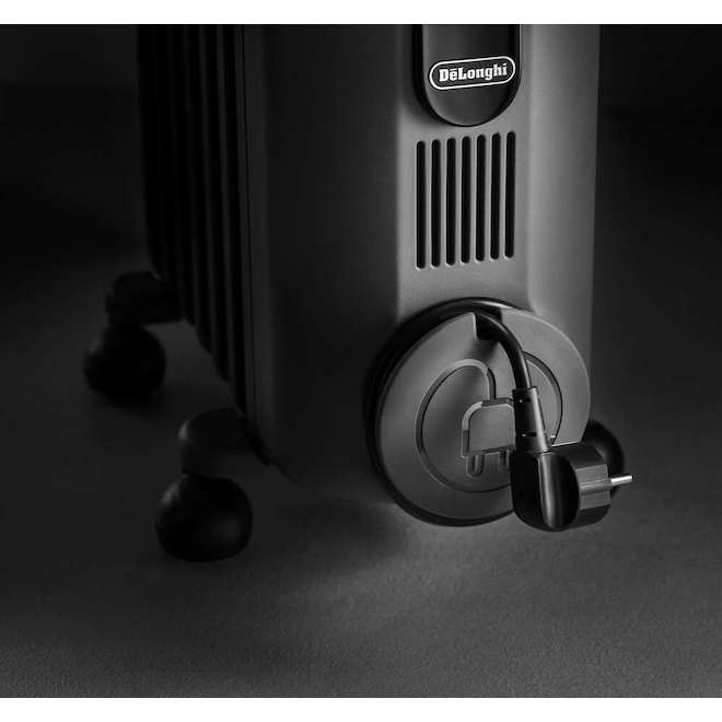 De'Longhi Oil-Filled Space Heater on Wheels 1500 W with 3 Settings
