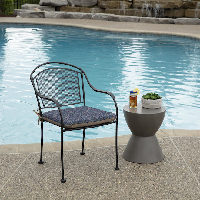 Landon & Co. Polyester 19 W x 18-in L Blue Pattern Patio Seat Cushion