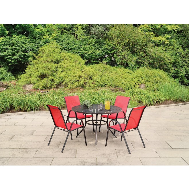 Table à manger pour patio Pelham Bay de Style Selections, 48 po x 29 1/4 po, acier noir mat