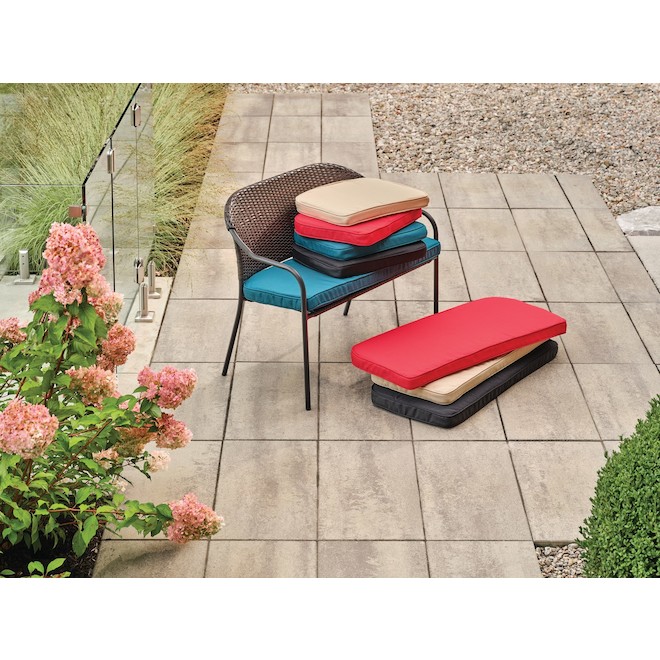 Bazik 1-Piece Spruce Hills Tan Patio Seat Pad 20.5 x 18.5-in