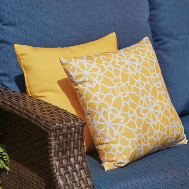 Style Selections Patio Cushion 16in x 16in Polyester Yellow