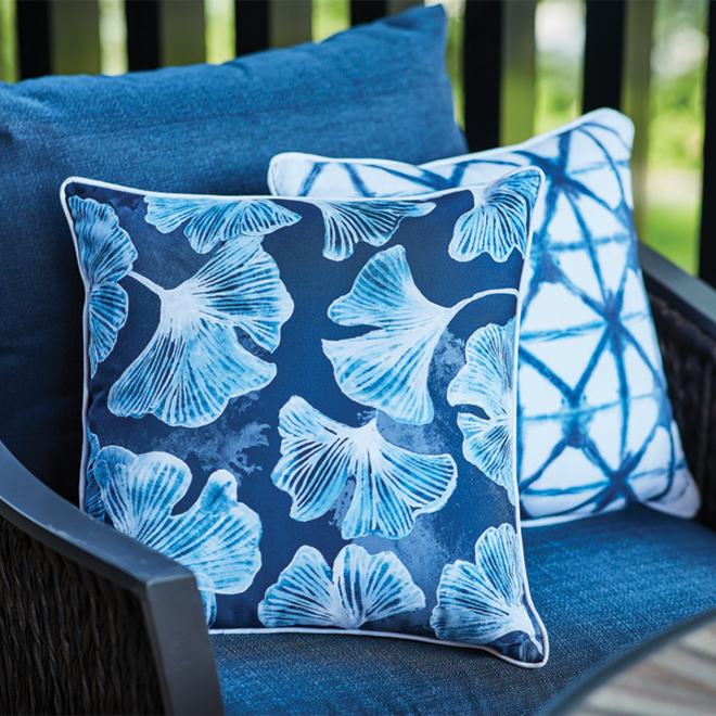 Allen Roth Outdooor Gingko Cushion 18 In X Blue Mh0802815 Rona - Allen And Roth Blue Damask Patio Cushions