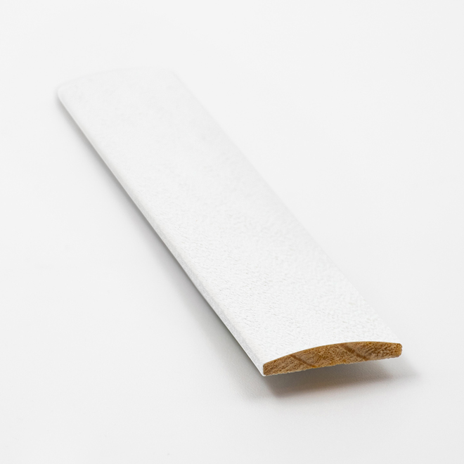 Moulure de finition décorative Snowdrift, pin naturel revêtu de vinyle blanc, 1 po l. x 8 pi L.
