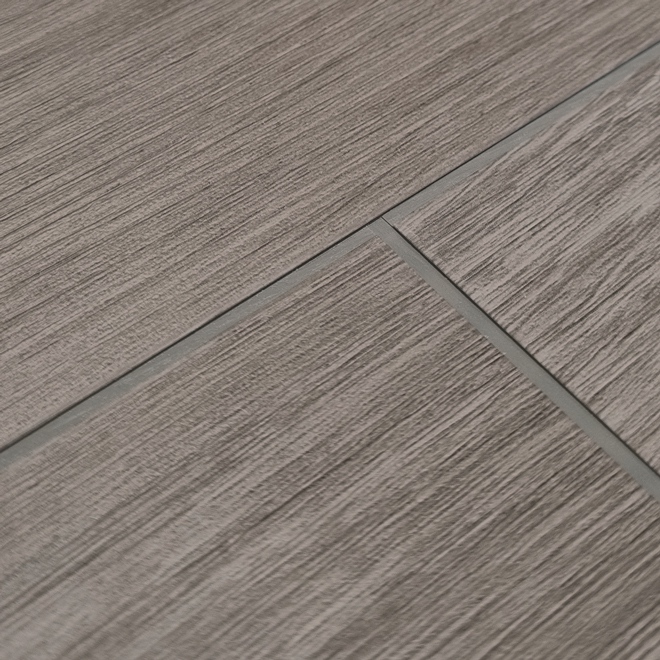 Monument SPC 7-in x 48-in x 5.5-mm Wolfe Oak Vinyl Flooring - 21.51-sq.ft./box