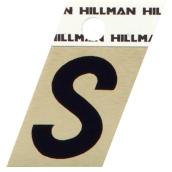 Lettre S Hillman coupée en angle en aluminium noir et or 1 1/2 po