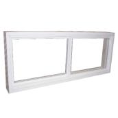 Fenêtre coulissante isolante Supervision blanche cadre bois PVC 30 1 /2 po l. x 23 1/2 po h. x 4 5/8 po É.