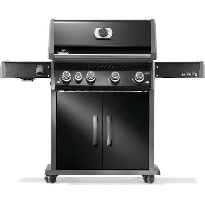 Barbecue au gaz propane Rogue PRO 525 Napoléon avec 4 brûleurs et 1 brûleur latéral, 90 000 BTU, noir