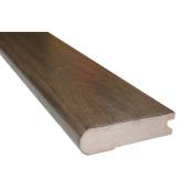 Nez de marche en bouleau, 3 1/8" x 78", Chocolat pâle