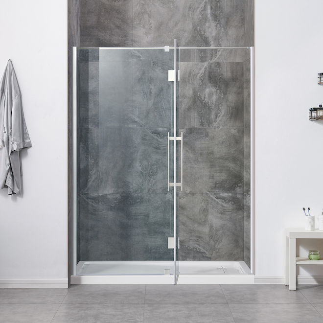 Porte de douche pivotante en verre transparent réversible 60 po Niko par OVE Decors avec ferrrures chromées brillantes