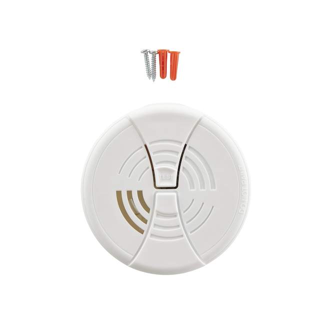 First Alert Basic Smoke Alarm with Battery - 85 dB - White