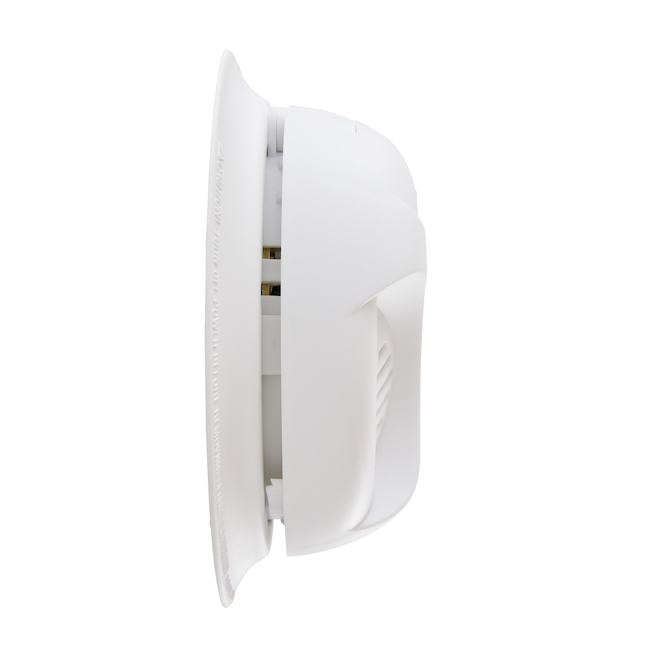 First Alert Smoke Alarm with Escape Light - Battery Operated - White