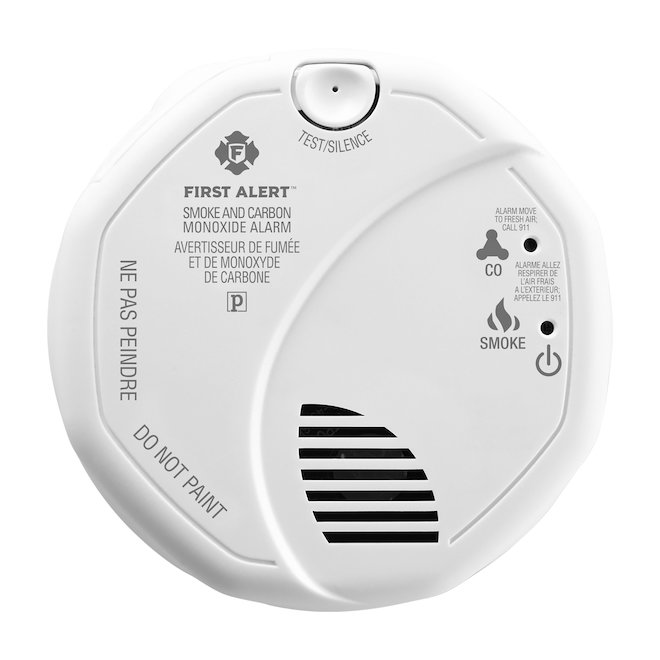 First Alert Hardwired 120 V White Smoke and Carbon Monoxide Detector with Battery Backup