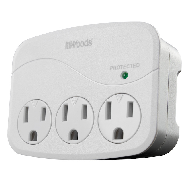 Wall Adapter - 3 Outlets - 120 V - EZ-Pull - White