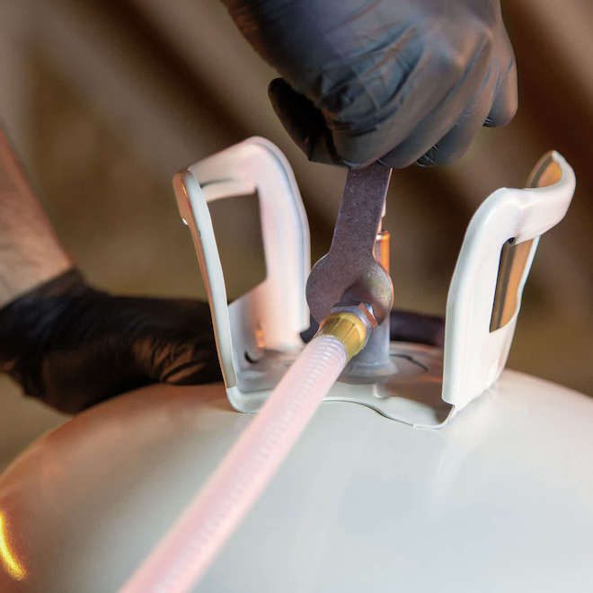 DAP Wall & Cavity Faom with Widespray Applicator - 10,5-lb