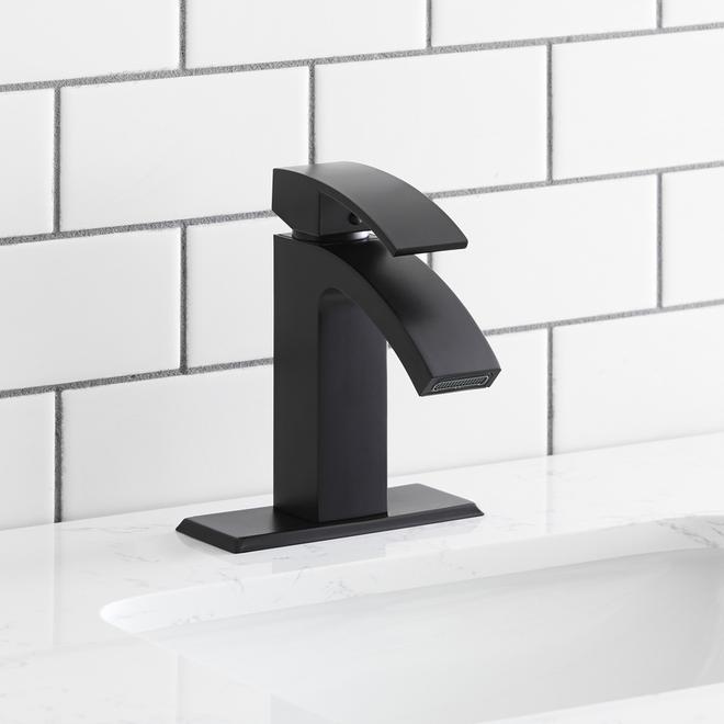 Allen + Roth Amari 1-Handle Bathroom Faucet - Matte Black