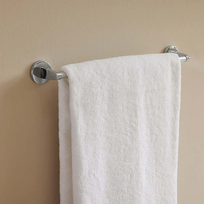 Landon & Co. Nobrix 18-in Towel Bar - Chrome Finish