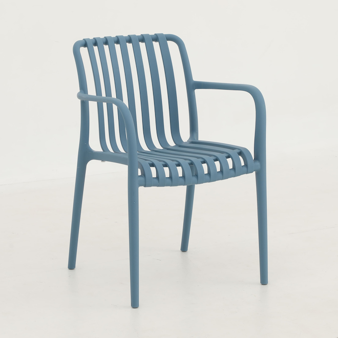 Landon & Co. Stackable Patio Chair in Polypropylen 23.2 x 31.8 x 21.5-in - Blue