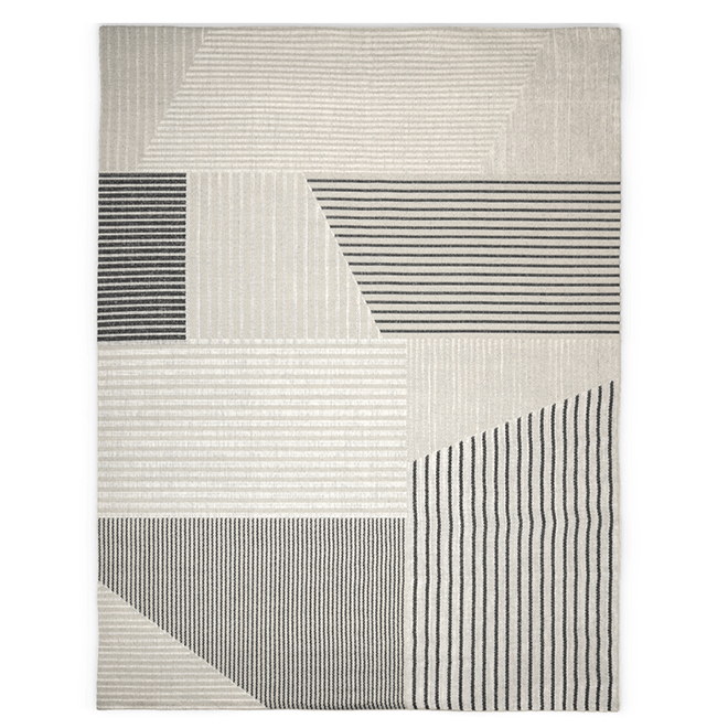 Landon & Co. Decorative Patio Rug in Flat Weave Grey and Beige Polypropylene - 8 x 10-ft