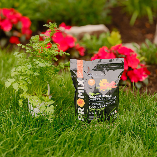 Pro-Mix Multi-Purpose Garden Fertilizer - Organic - 7-3-3 - 1.5-kg