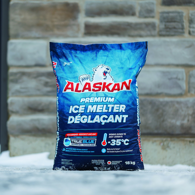 Alaskan Premium 18-kg Ice Melter - NaCl Ice Melt (Calcium Chloride Included)