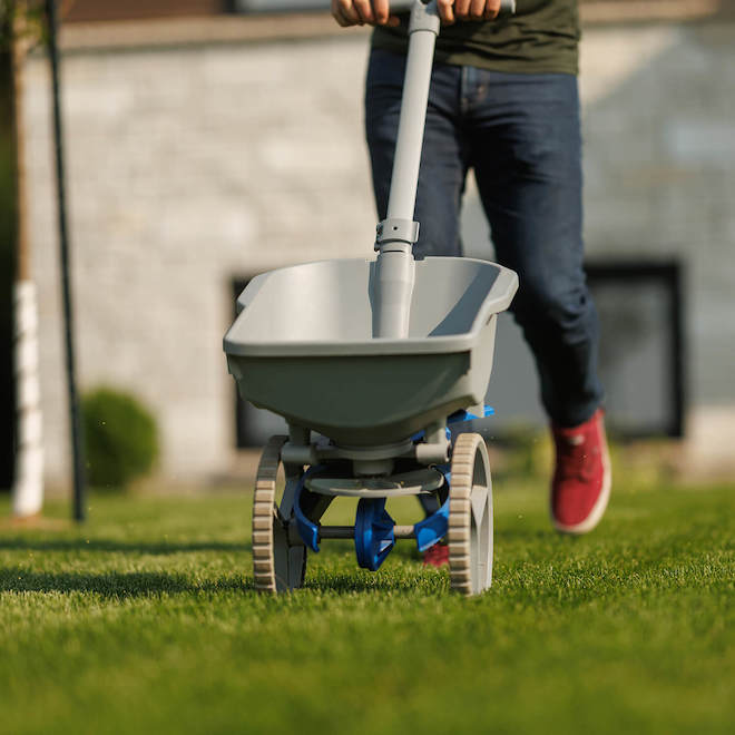 C-I-L pH+ Extra Fine Fast Release Rapid Lime Lawn Fertilizer - 15 kg Bag