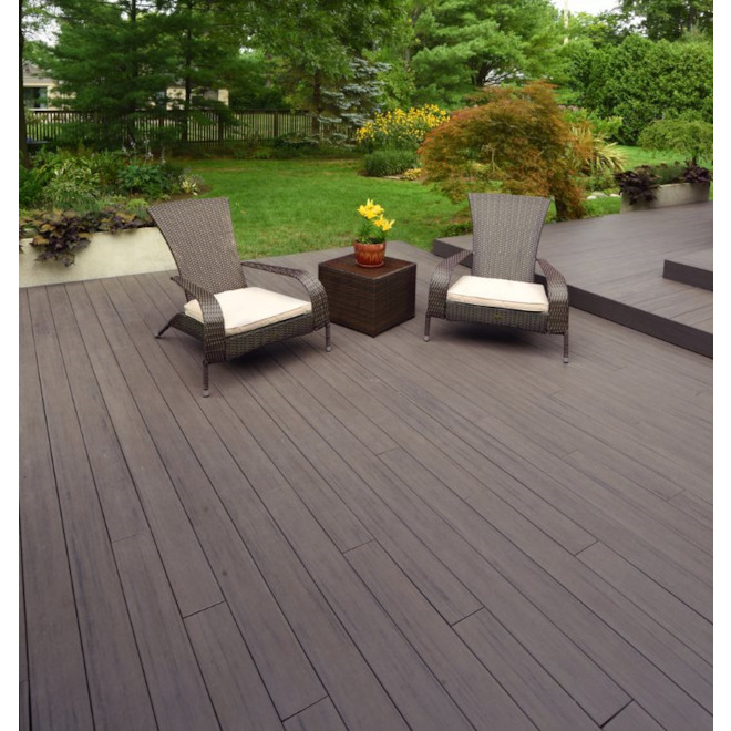 Planche de terrasse rainurée TimberTech Espresso de 12 pi