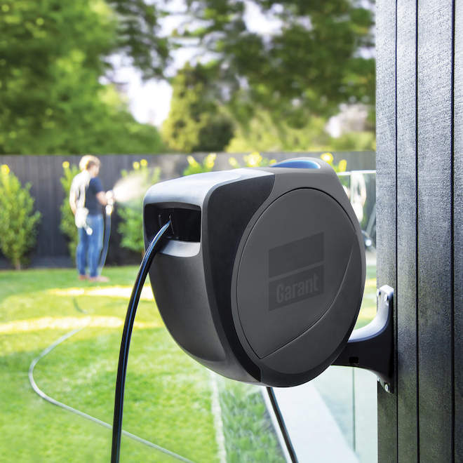 Garant 60-ft 1/2-in Black and White Retractable Hose Reel