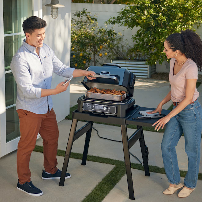 Ninja Woodfire ProConnect XL Outdoor Grill & Smoker, Wifi & Bluetooth, 7-in-1 Master Grill, Electric BBQ