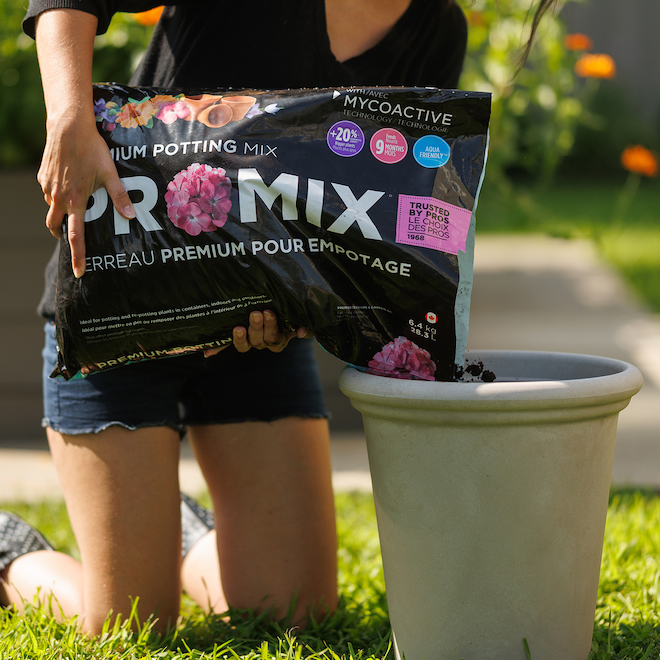 PRO-MIX 28.3-L Premium Potting Mix