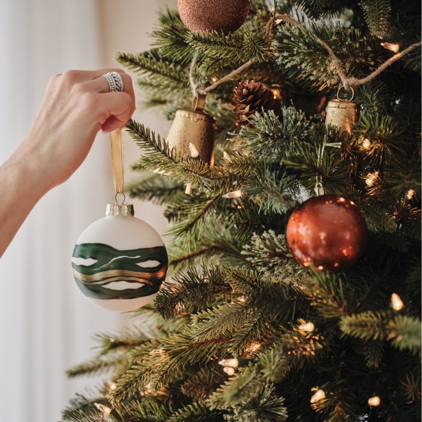 Décoration de Noël à suspendre Blanche Neige - Pomme (Disney) - boule de  Noël originale