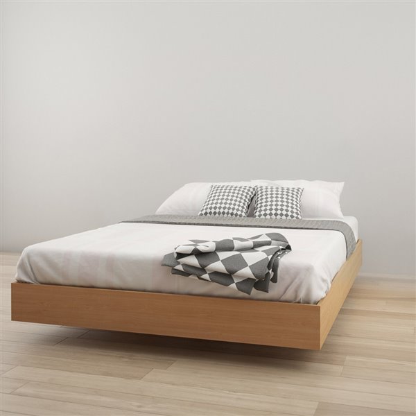 Nexera Maple 81.75-in x 61.25-in Queen Size Platform Bed