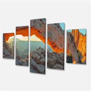 Designart Canada Canyon Mesa Arch Canvas Paint 32-in x 60-in 5 Panel Wall Art