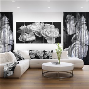 Tableau, roses en noir et blanc, 28 po x 60 po, 5 panneaux